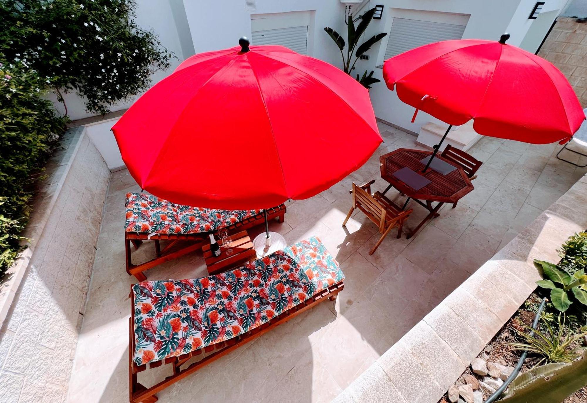 Garden Boutique Apartment El Faro Exterior photo